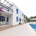 アパートホテル Club Paloma