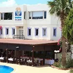 Club Paloma Lejlighedshotel 3*